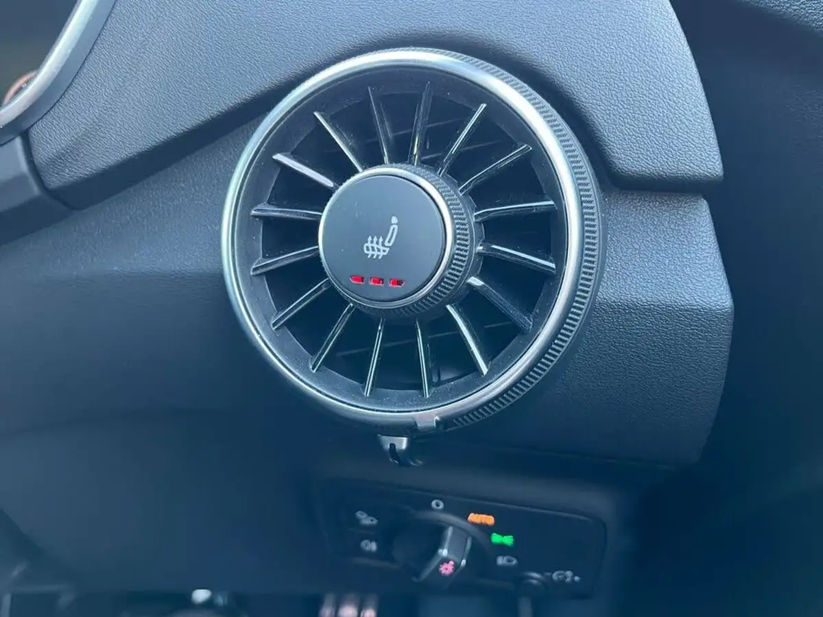 2022-audi-tt-coupe-20-45-tfsi-black-edition-quattro-big-10