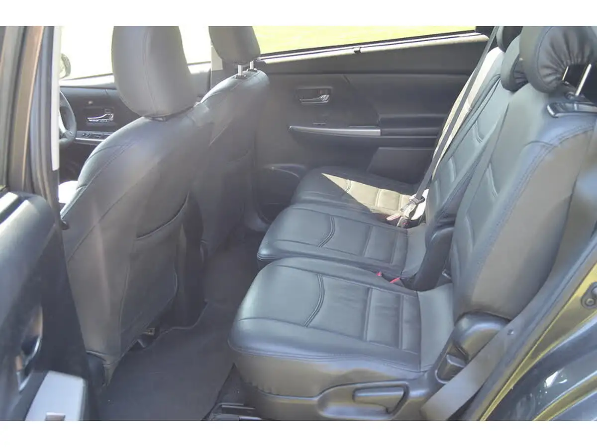 2019-toyota-prius-18-vvt-i-excel-big-16