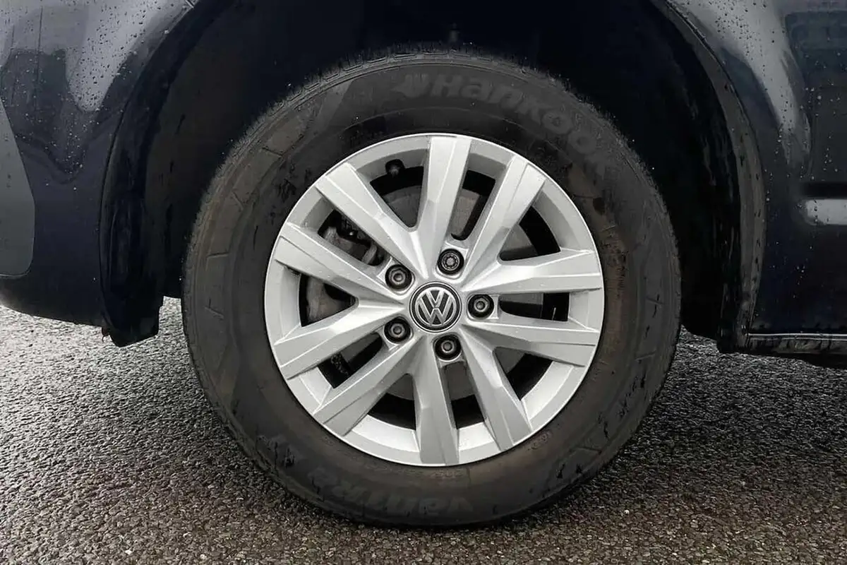 2024-volkswagen-transporter-big-22