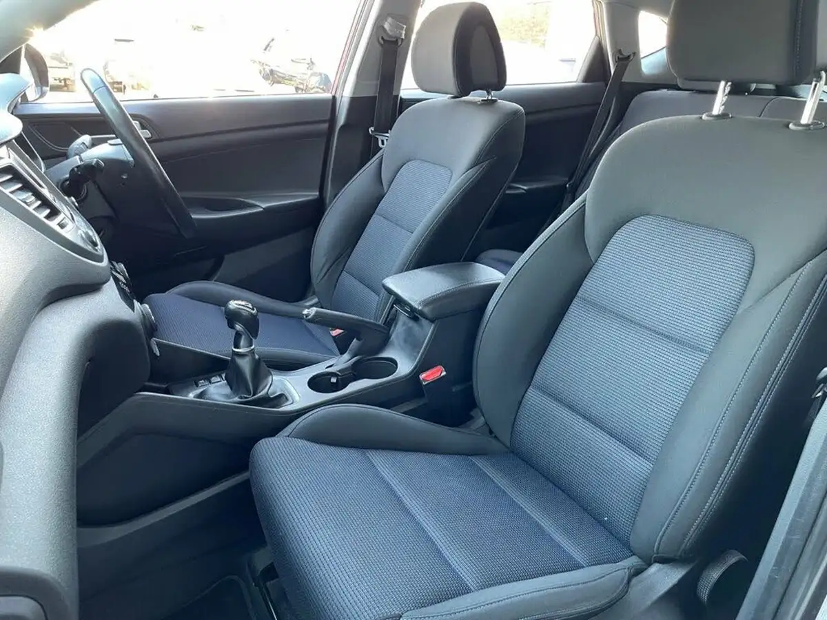 2016-hyundai-tucson-17crdi-blue-drive-se-116ps-big-33