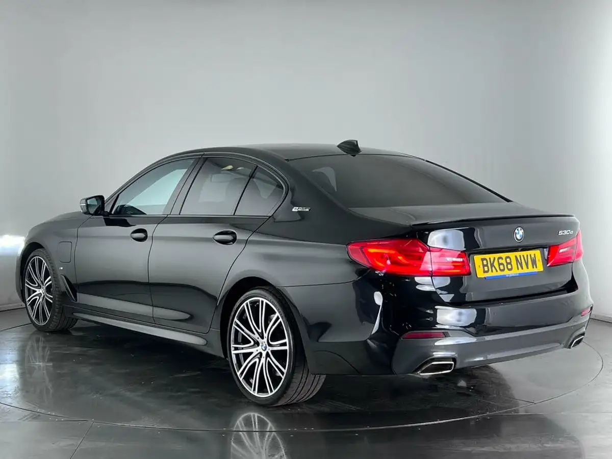 2018-bmw-5-series-20-530e-m-sport-big-3