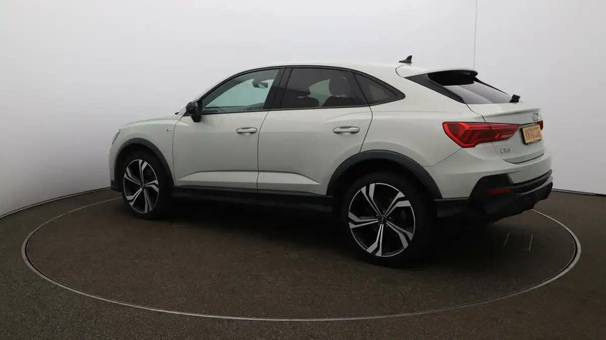 2020-audi-q3-20-45-tfsi-edition-1-sportback-big-36