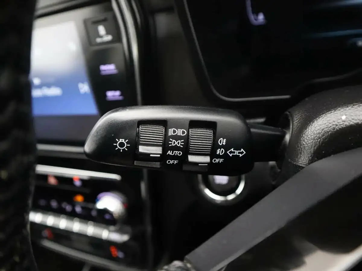 2022-kgm-ssangyong-tivoli-15-ultimate-auto-big-31