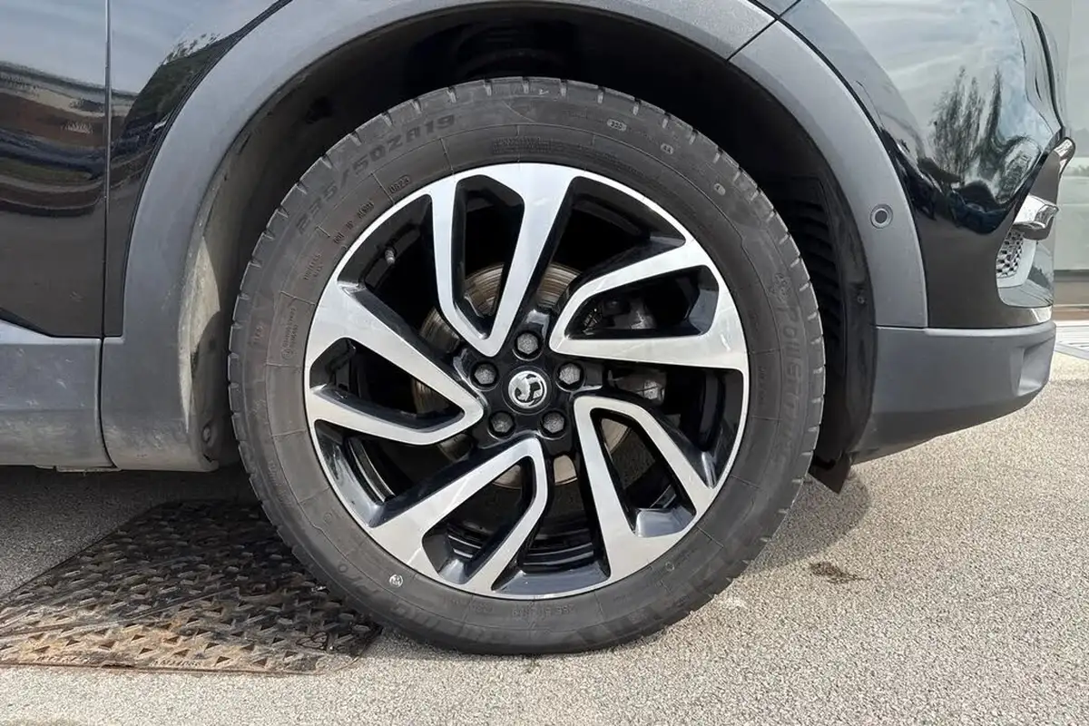 2018-vauxhall-grandland-x-12-elite-nav-132ps-big-10