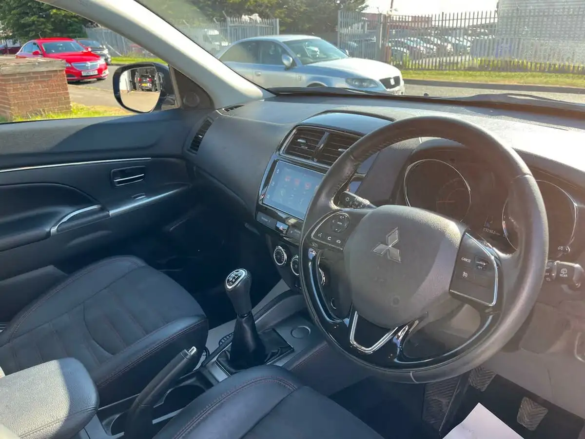 2019-mitsubishi-asx-16-juro-big-8