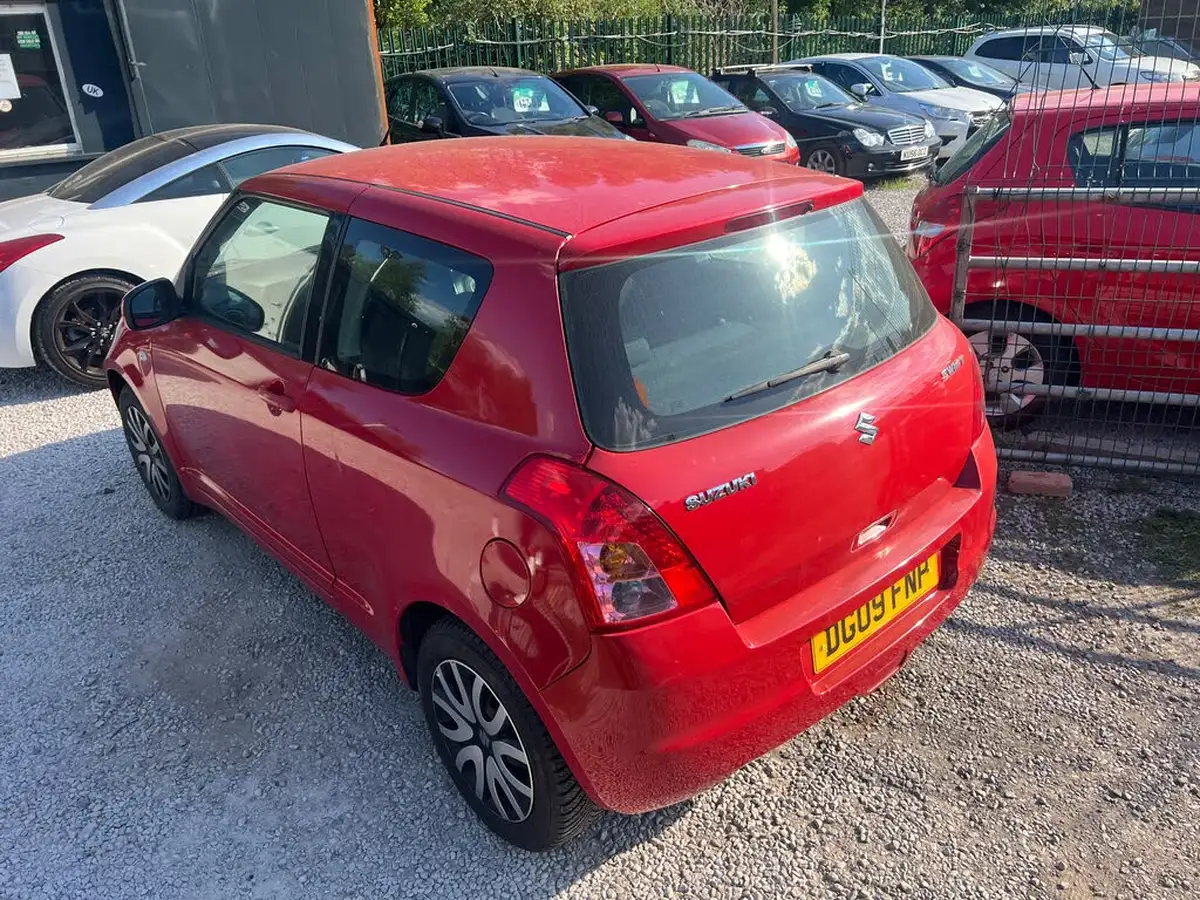 2009-suzuki-swift-13-gl-3d-big-30