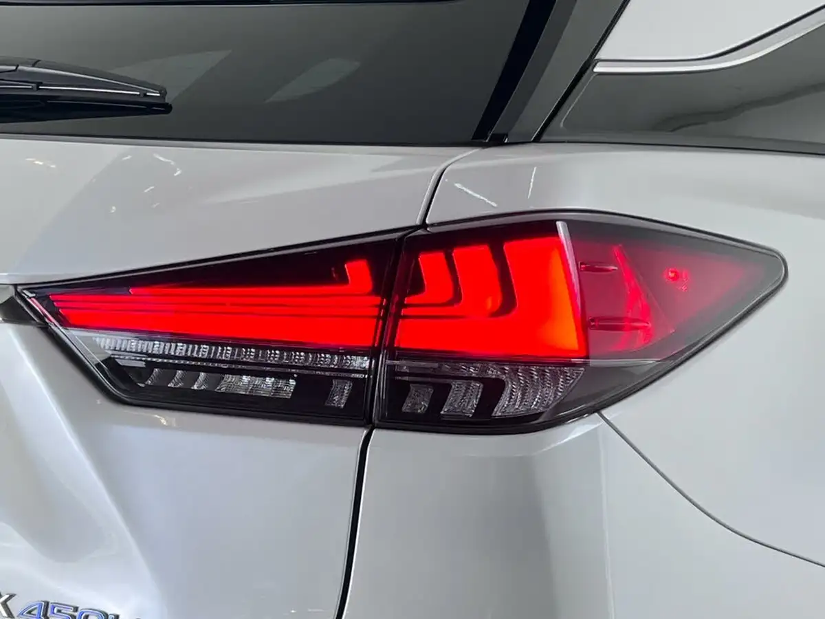 2022-lexus-rx-450h-l-35-rx-l-big-7