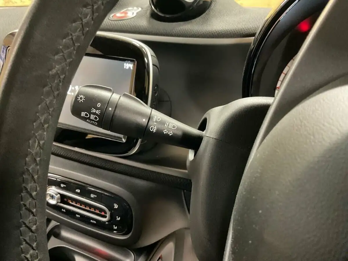2017-smart-forfour-09-prime-89bhp-premium-plusss-twinamic-big-34