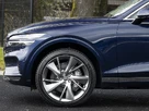 2025-genesis-gv70-small-3