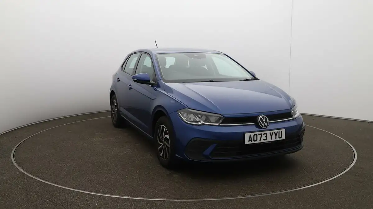 2023-volkswagen-polo-10-life-big-40