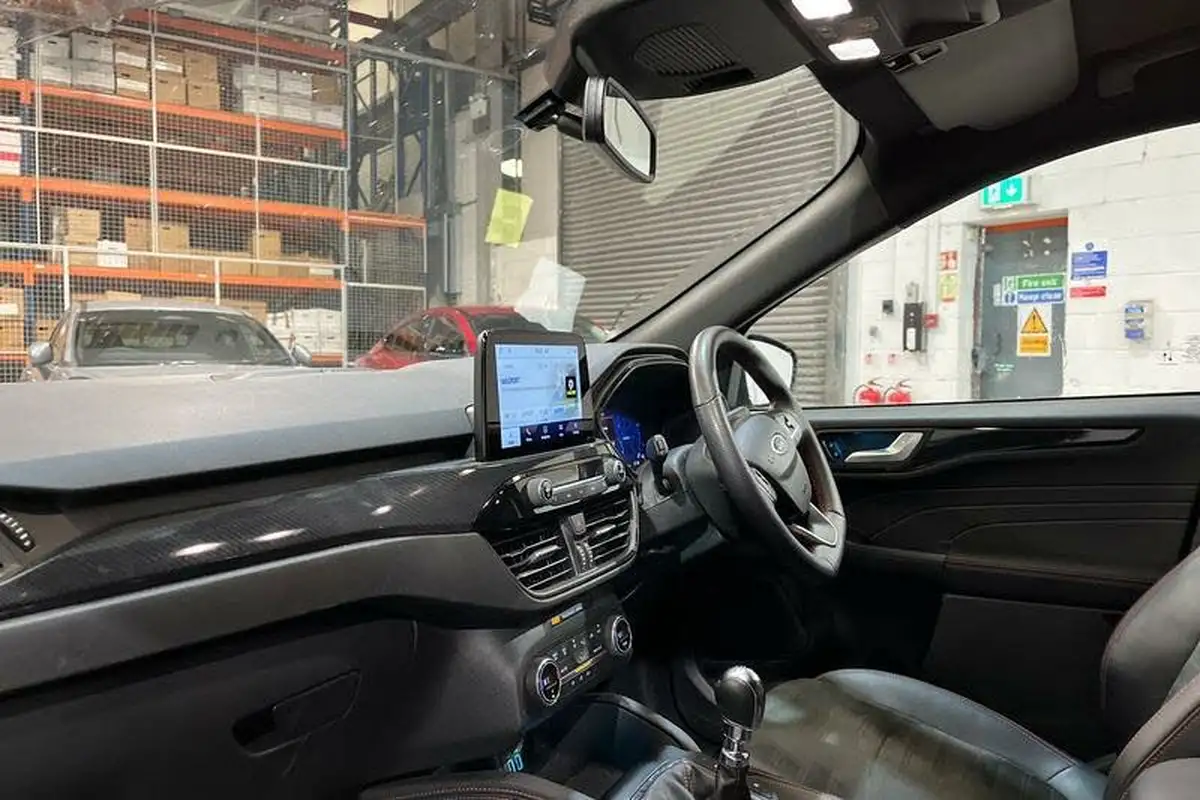 2021-ford-kuga-15-st-line-edition-big-17