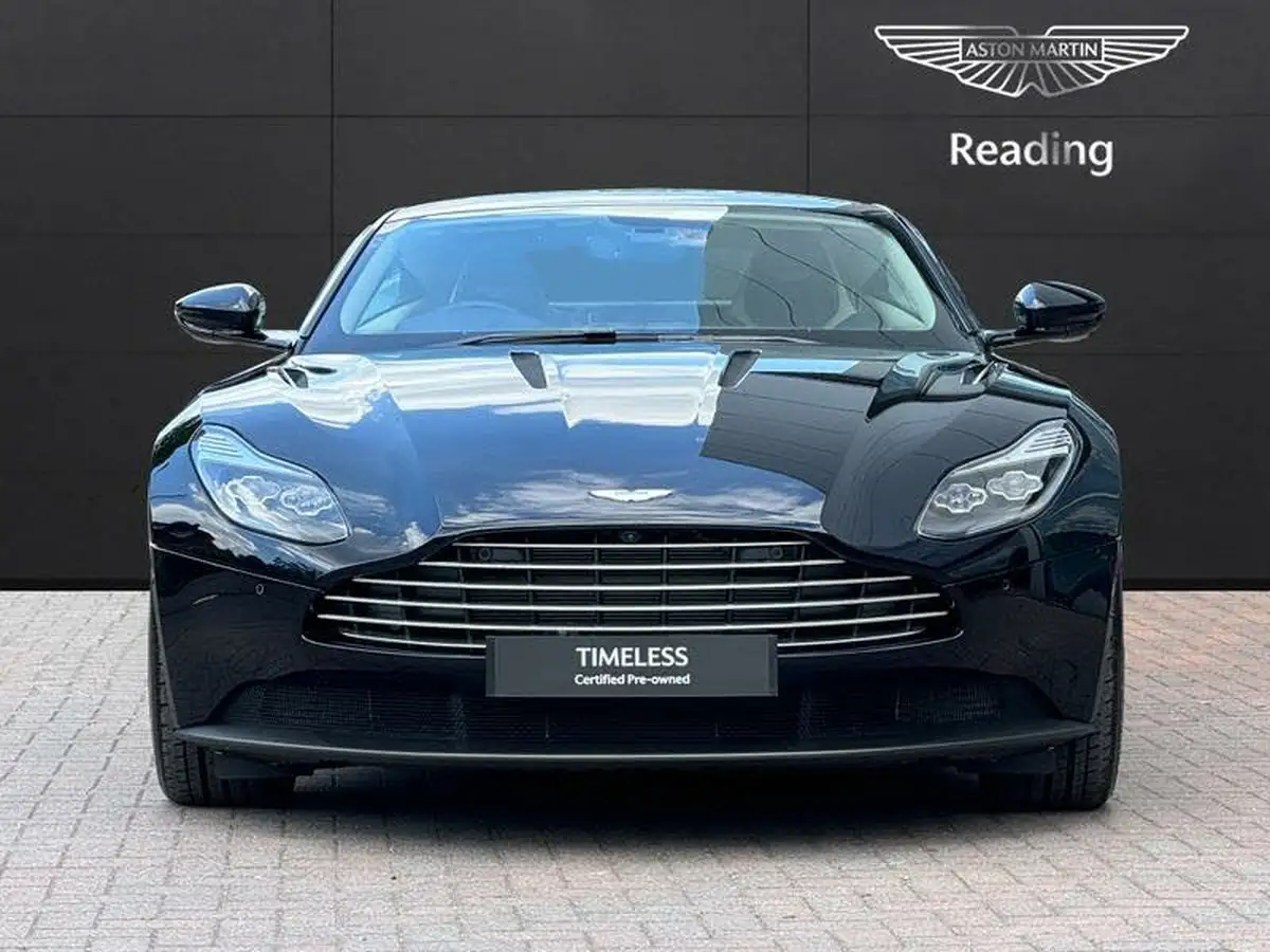 2017-aston-martin-db11-52-v12-big-6