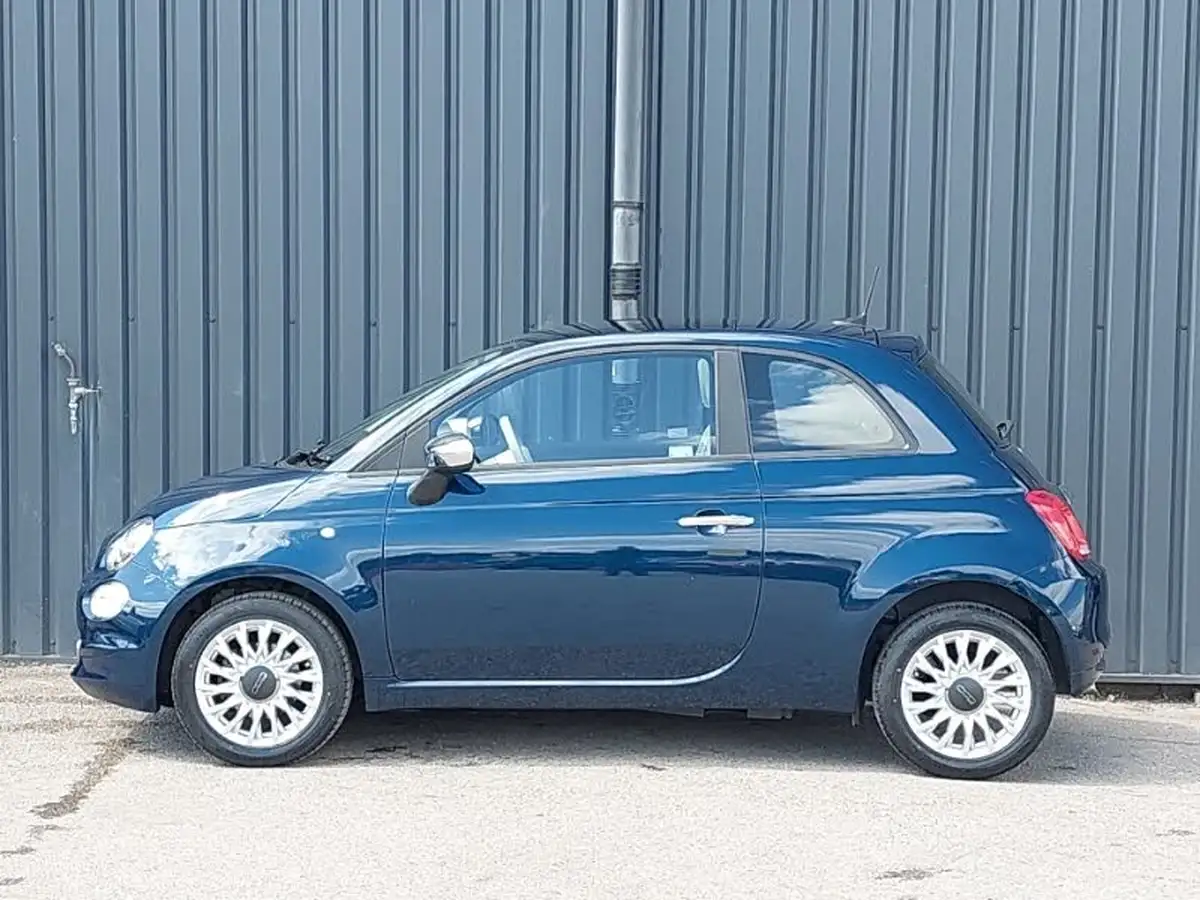 2021-fiat-500-10-lounge-big-3