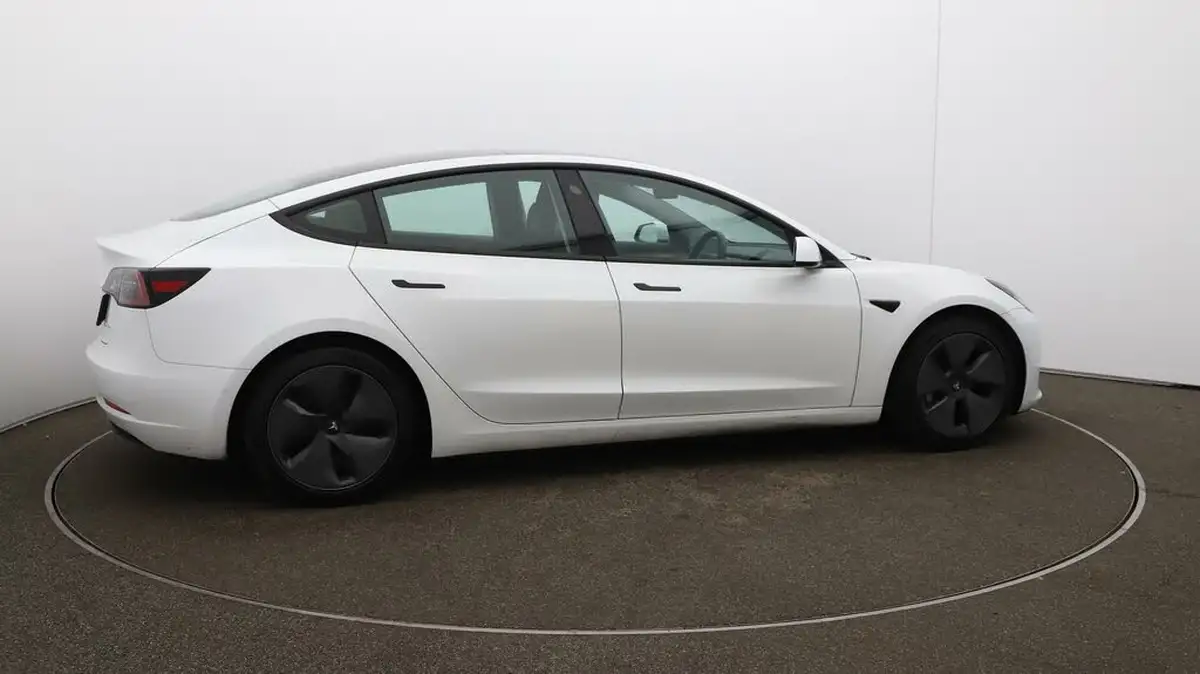 2021-tesla-model-3-e-long-range-4x4-big-50