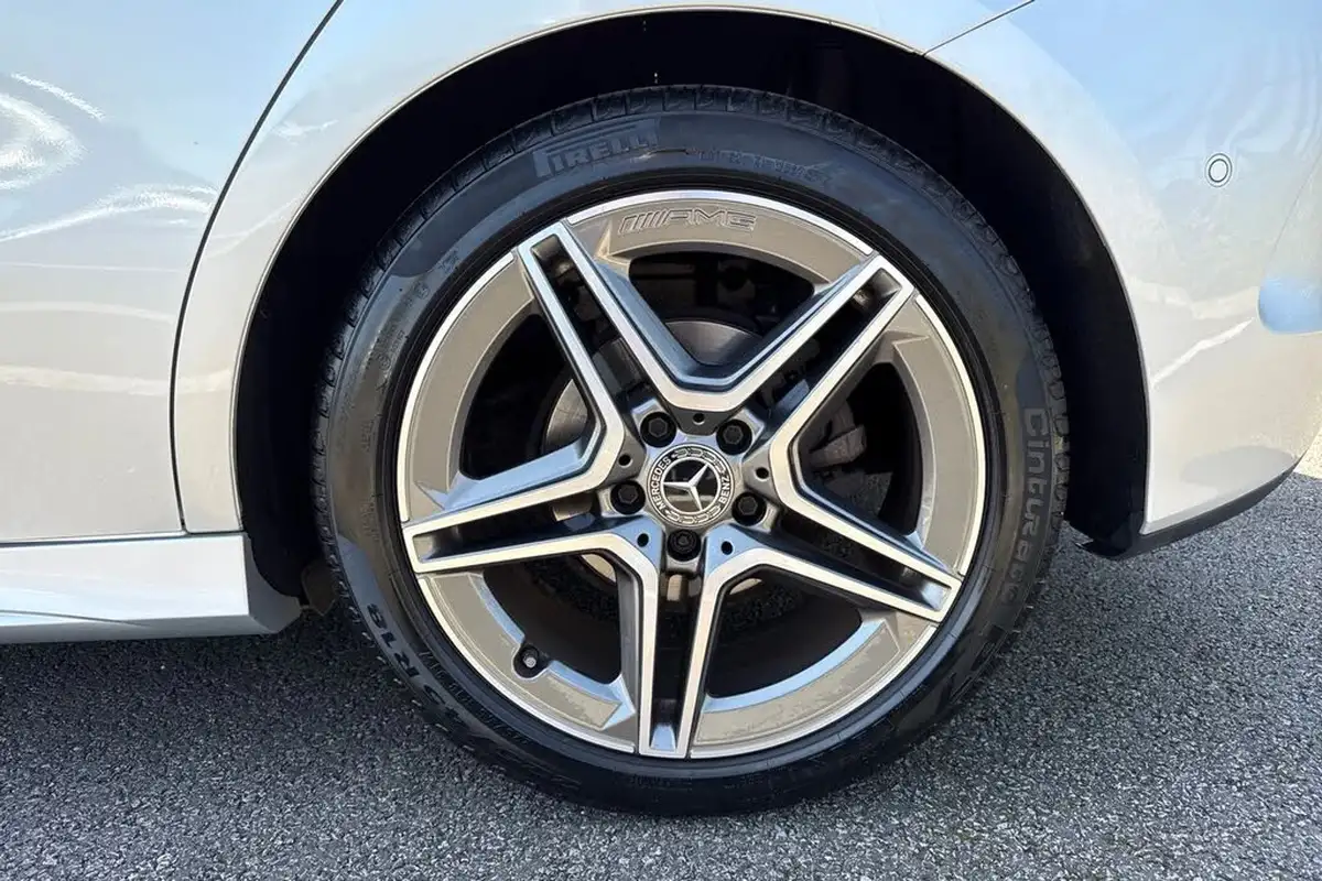 2020-mercedes-benz-b-class-20d-b200d-amg-line-executive-big-12