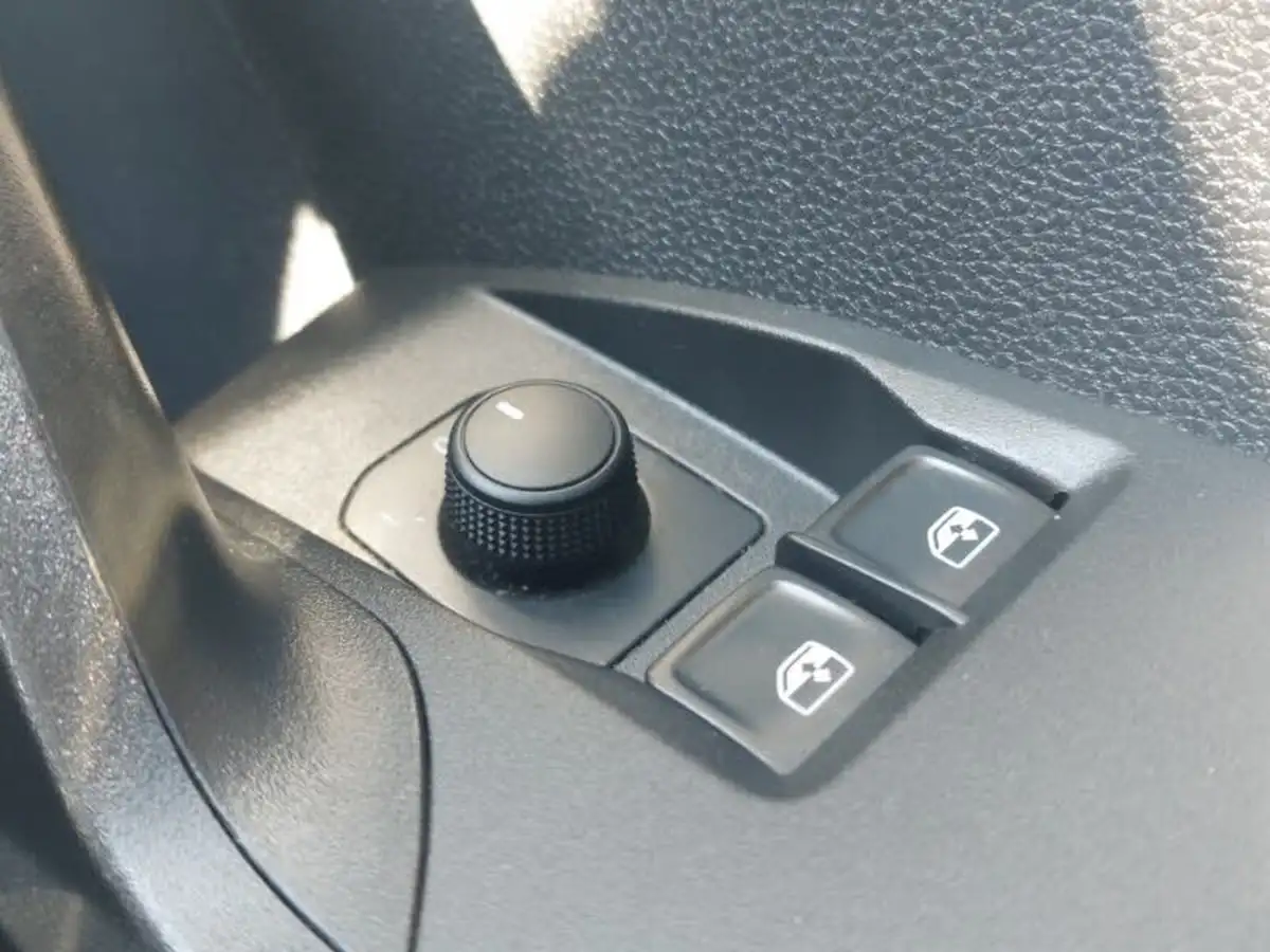 2021-seat-ibiza-10-tsi-se-technology-big-10
