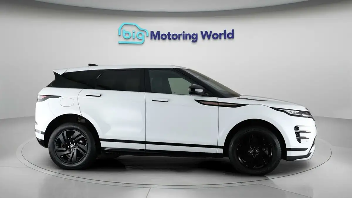 2022-land-rover-range-rover-evoque-15-p300e-r-dynamic-s-big-8