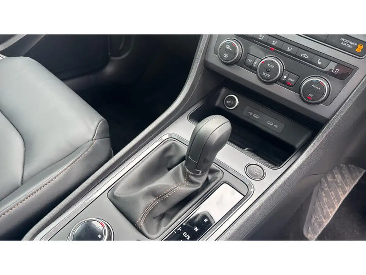 2024-cupra-ateca-15-ecotsi-v2-big-13