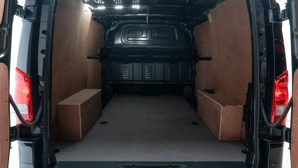 2022-mercedes-benz-vito-big-12