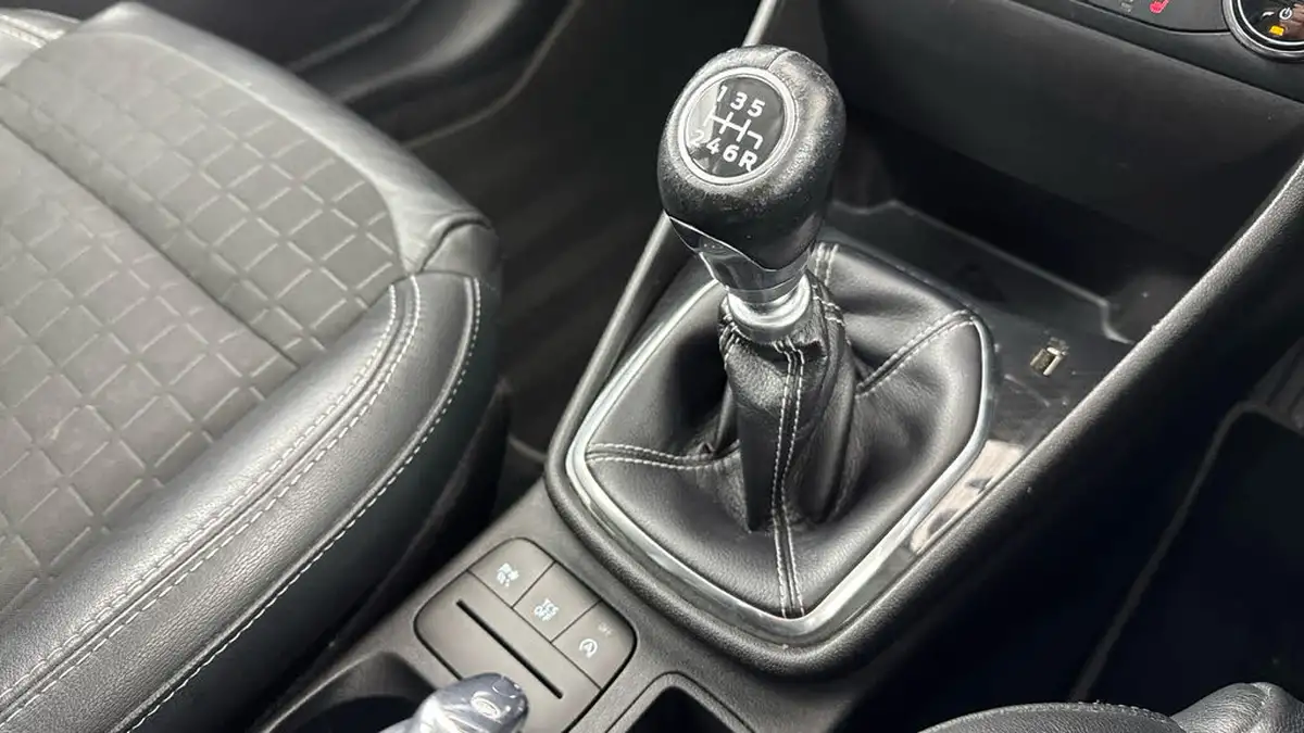 2018-ford-fiesta-10t-active-x-140ps-big-15