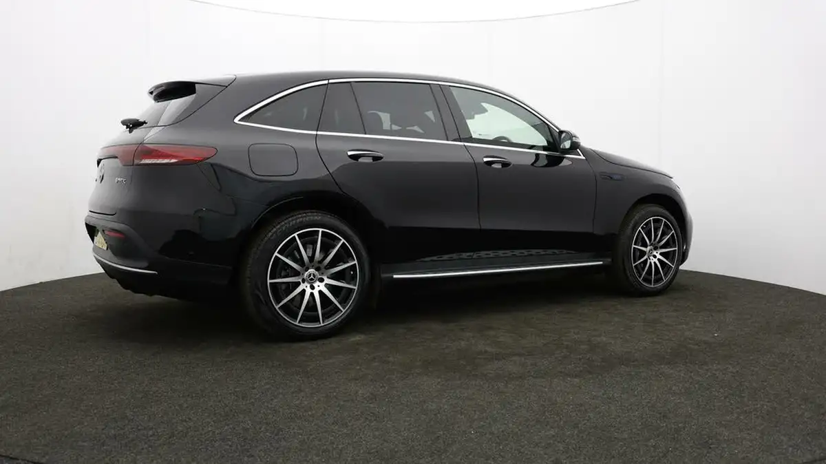 2022-mercedes-benz-eqc-e-eqc-400-amg-line-big-33