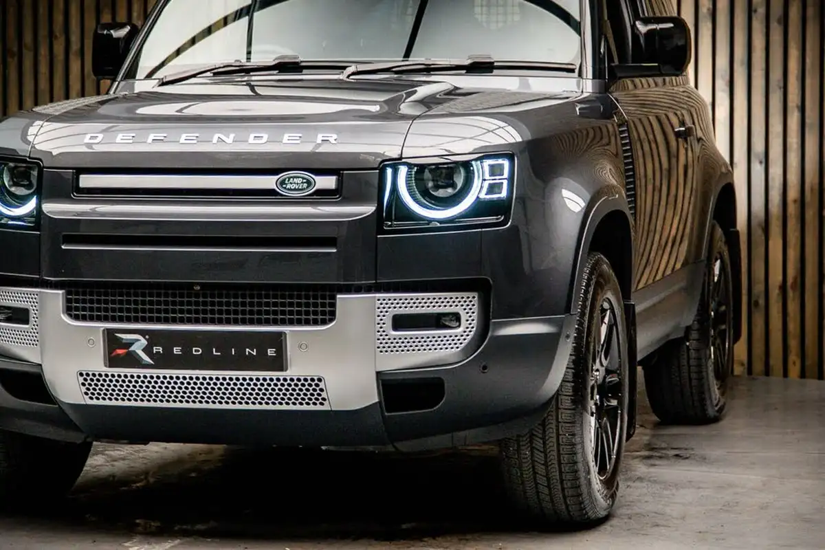 2025-land-rover-90-defender-30-d250-hard-top-s-90-250pseu6e-big-12