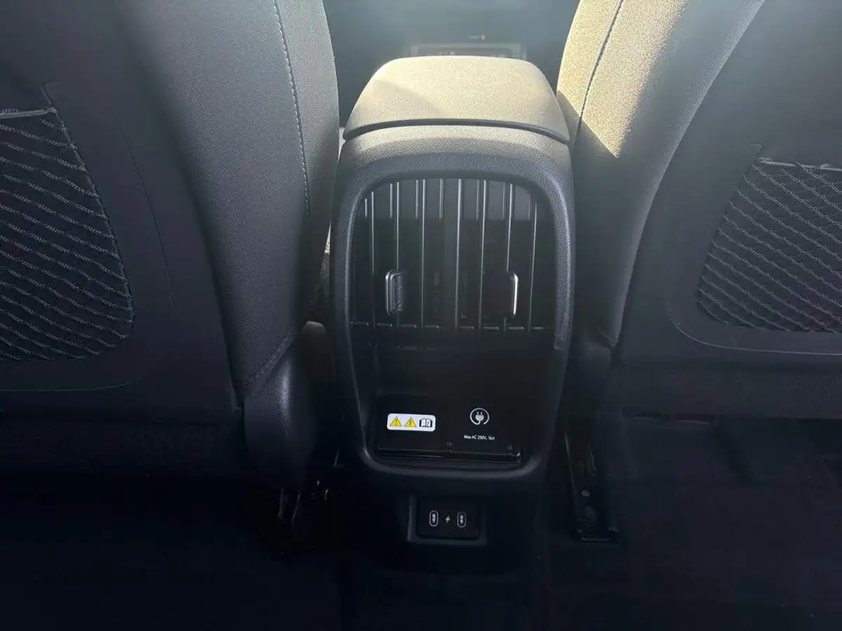 2024-hyundai-kona-e-advance-218ps-65kwh-big-41