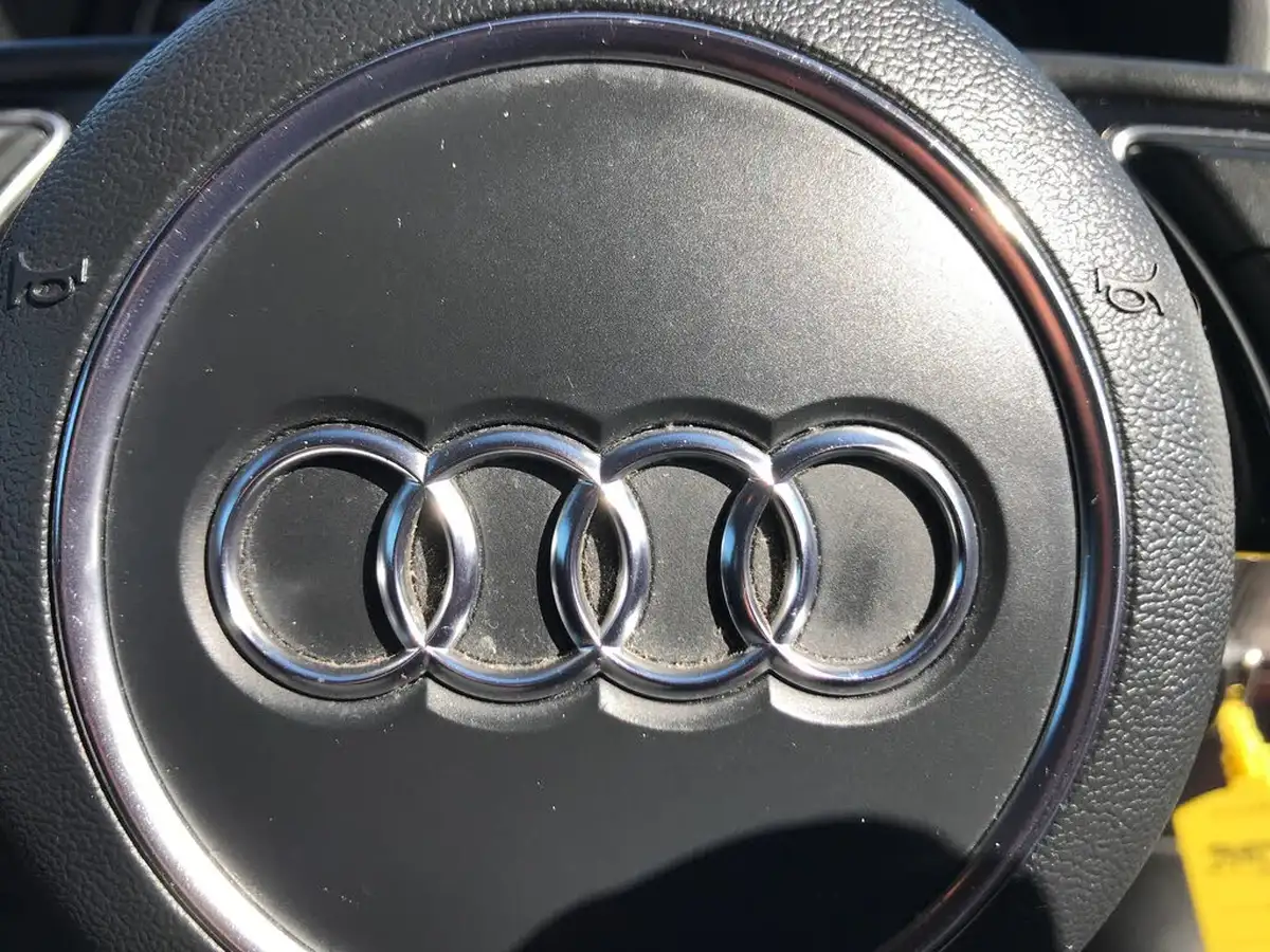 2017-audi-a3-15-tfsi-sportback-5d-big-21