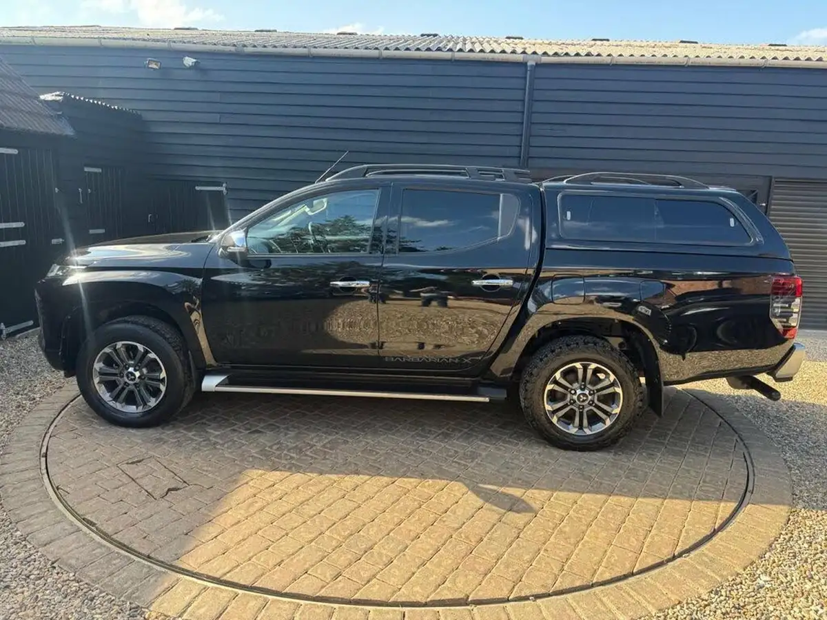 2019-mitsubishi-l200-22di-d-barbarian-x-big-38