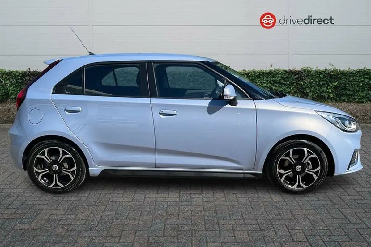 2024-mg-mg3-15-vti-tech-exclusive-nav-big-1