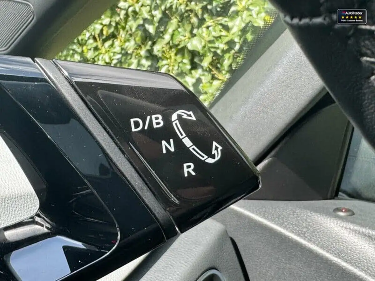 2021-volkswagen-id3-e-tech-big-12