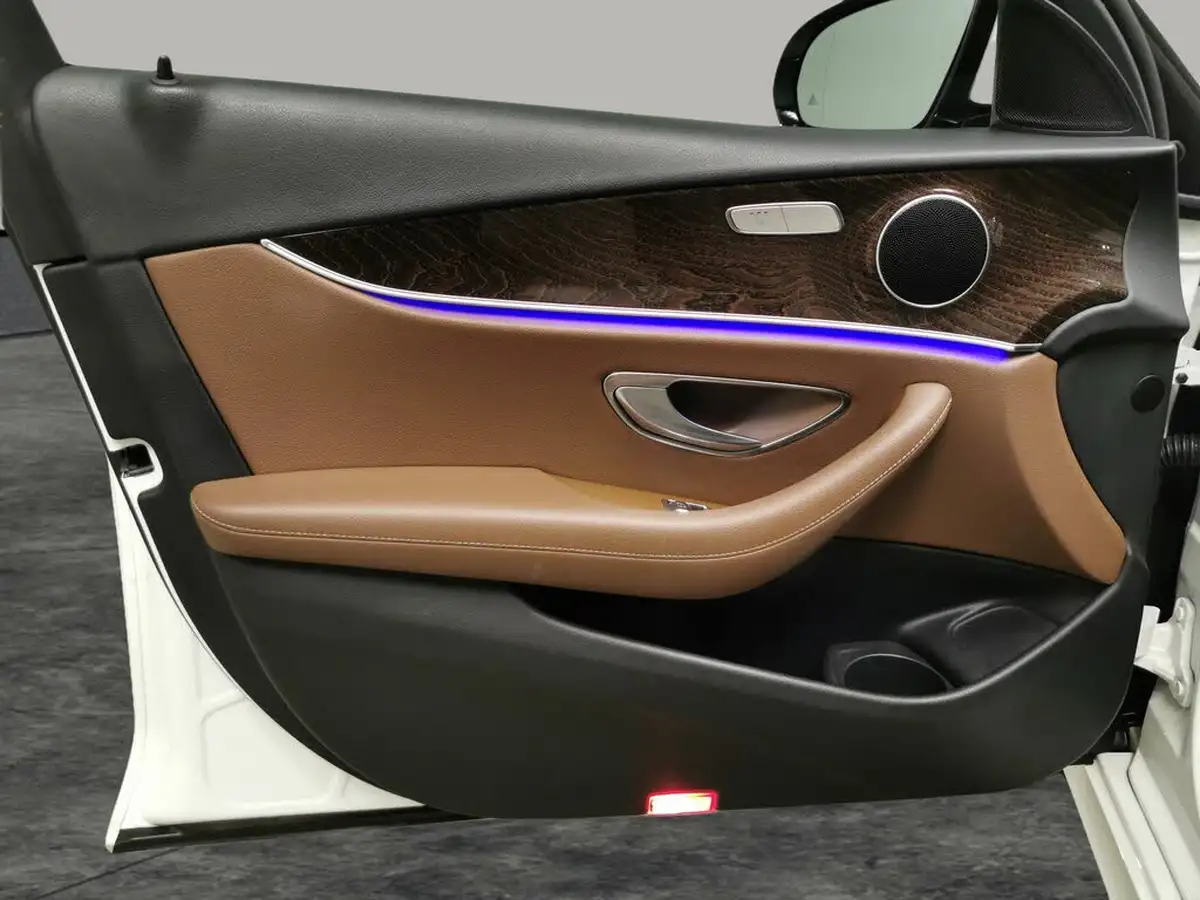 2021-mercedes-benz-e-class-20-e300e-amg-line-edition-eq-power-big-28