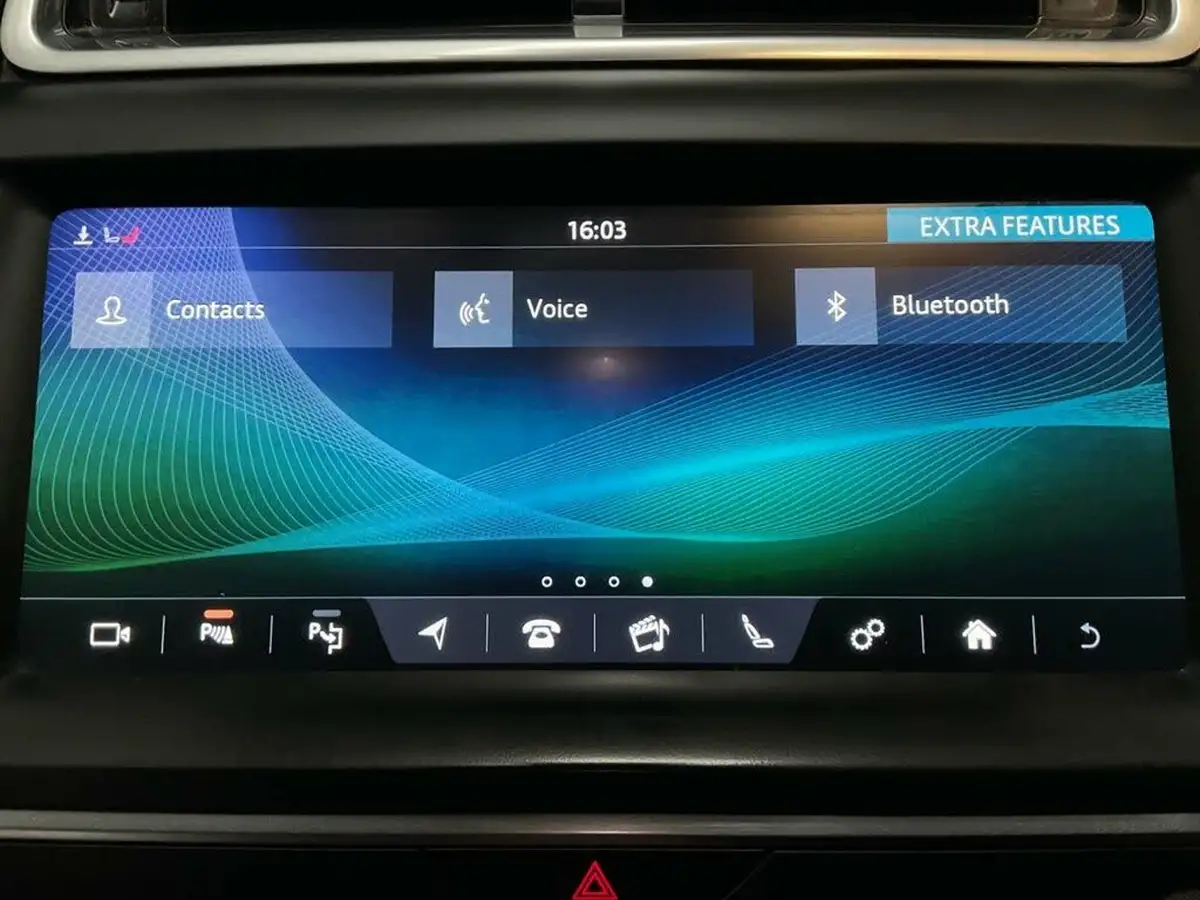 2018-jaguar-e-pace-20-i4d-s-ss-big-56