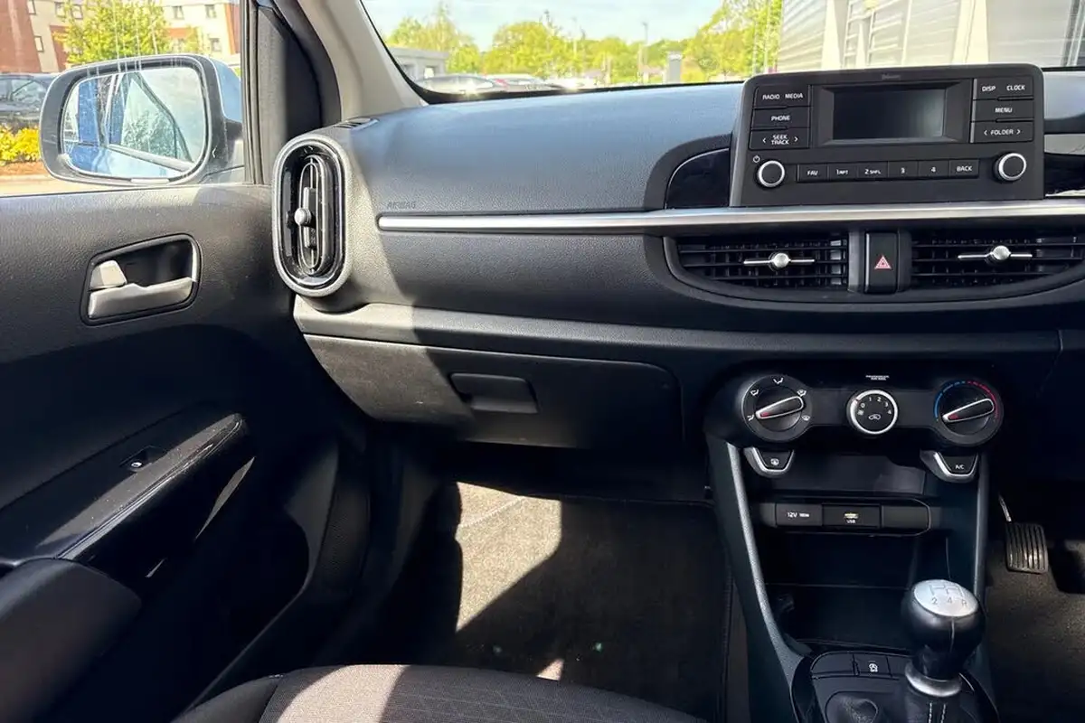 2021-kia-picanto-10-2-big-19