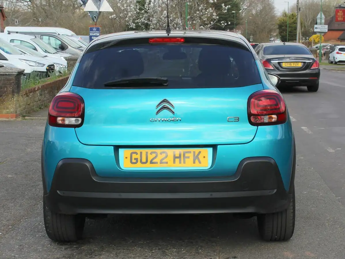 2022-citroen-c3-12-puretech-shine-plus-110ps-ss-eat6-big-9