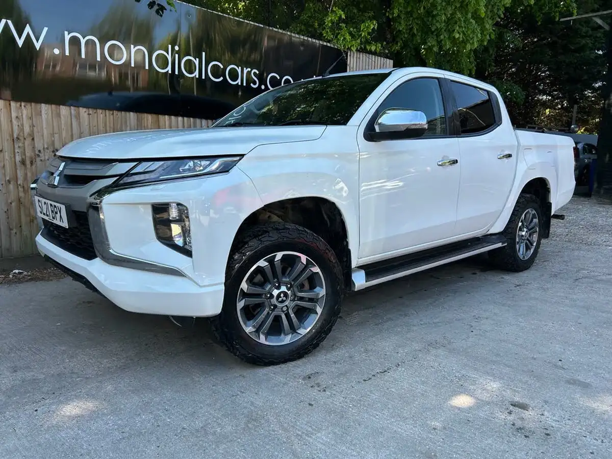2021-mitsubishi-l200-22di-d-barbarian-big-4
