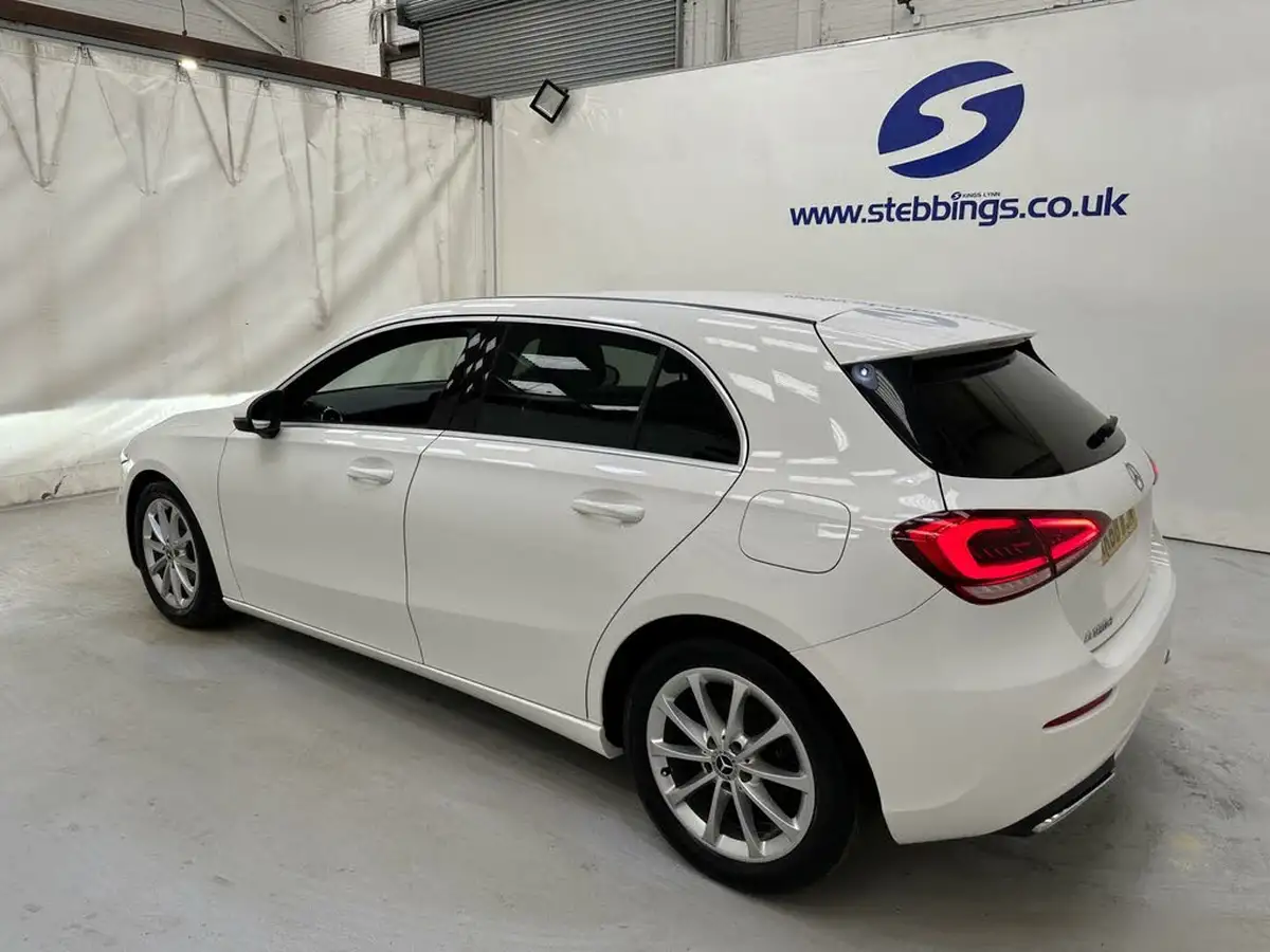 2019-mercedes-benz-a-class-15d-a180d-sport-hatchback-5d-7g-dct-big-4