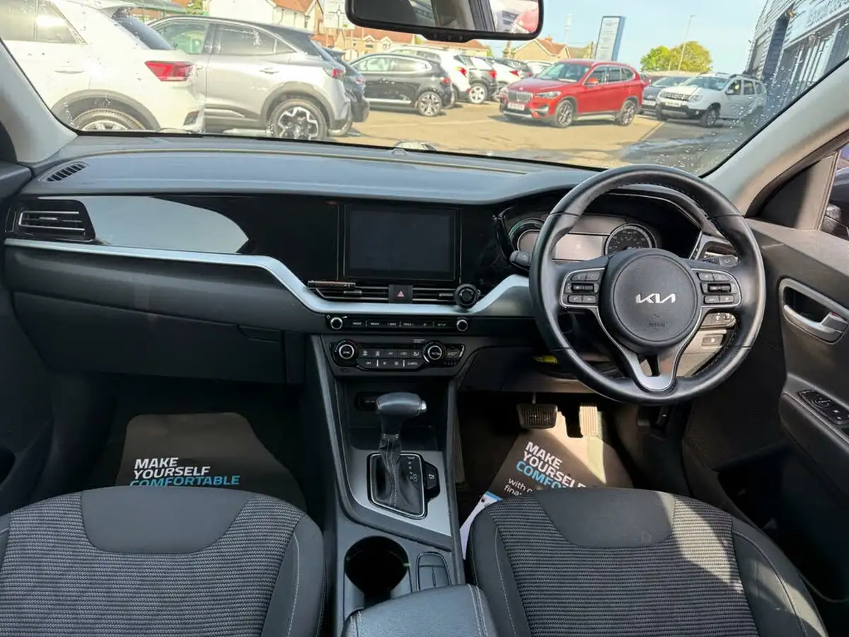 2022-kia-niro-16-gdi-2-139bhp-156kwh-big-14
