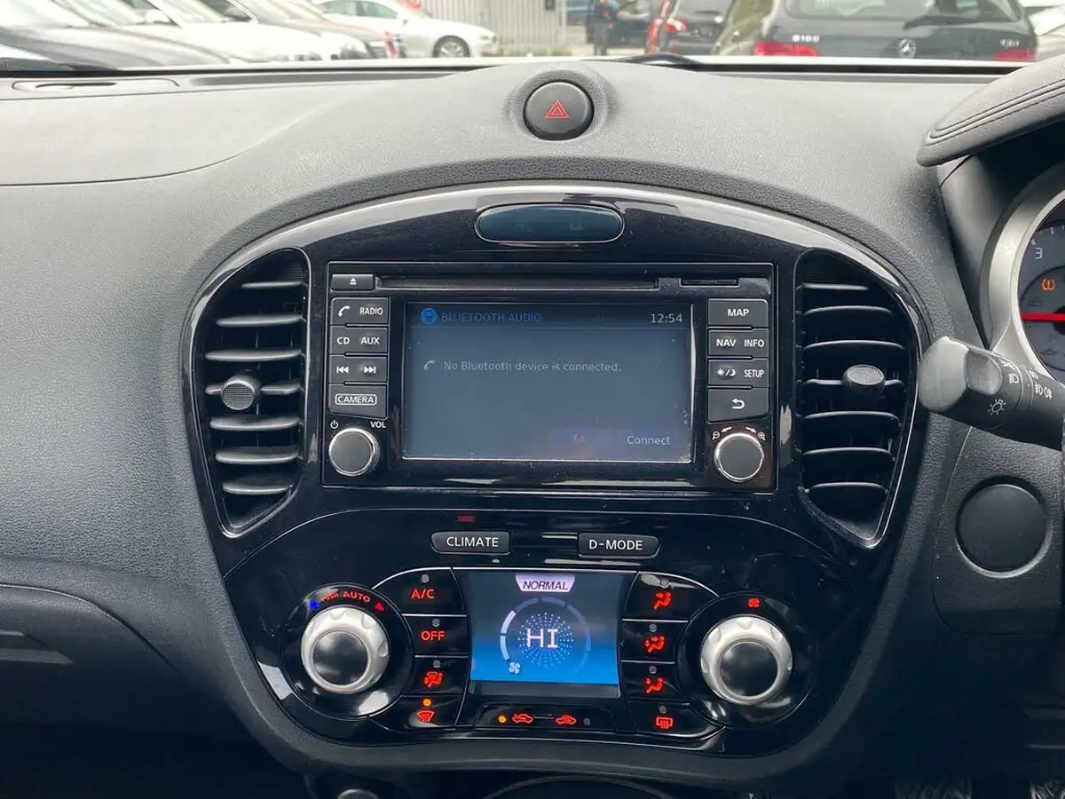 2014-nissan-juke-12-acenta-premium-big-19