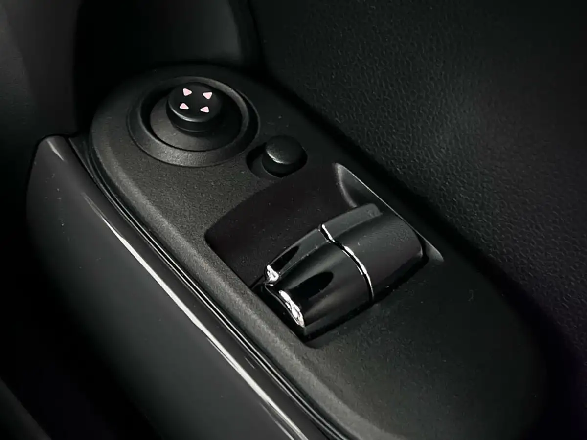 2014-mini-cooper-15-cooper-3d-big-24