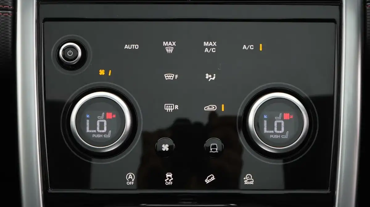 2021-land-rover-discovery-sport-20-p290-black-big-12