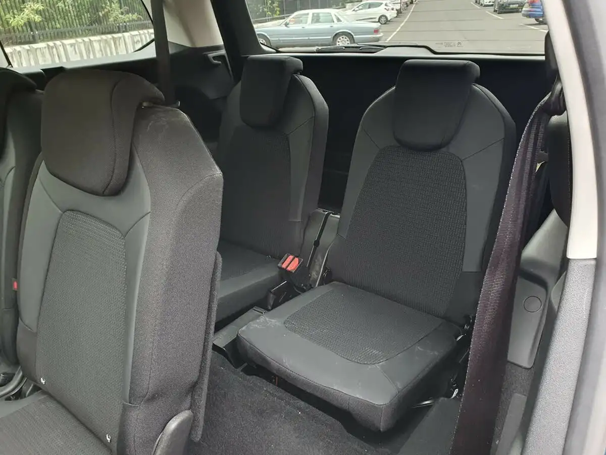 2022-citroen-grand-c4-spacetourer-12-puretech-shine-eat8-big-26