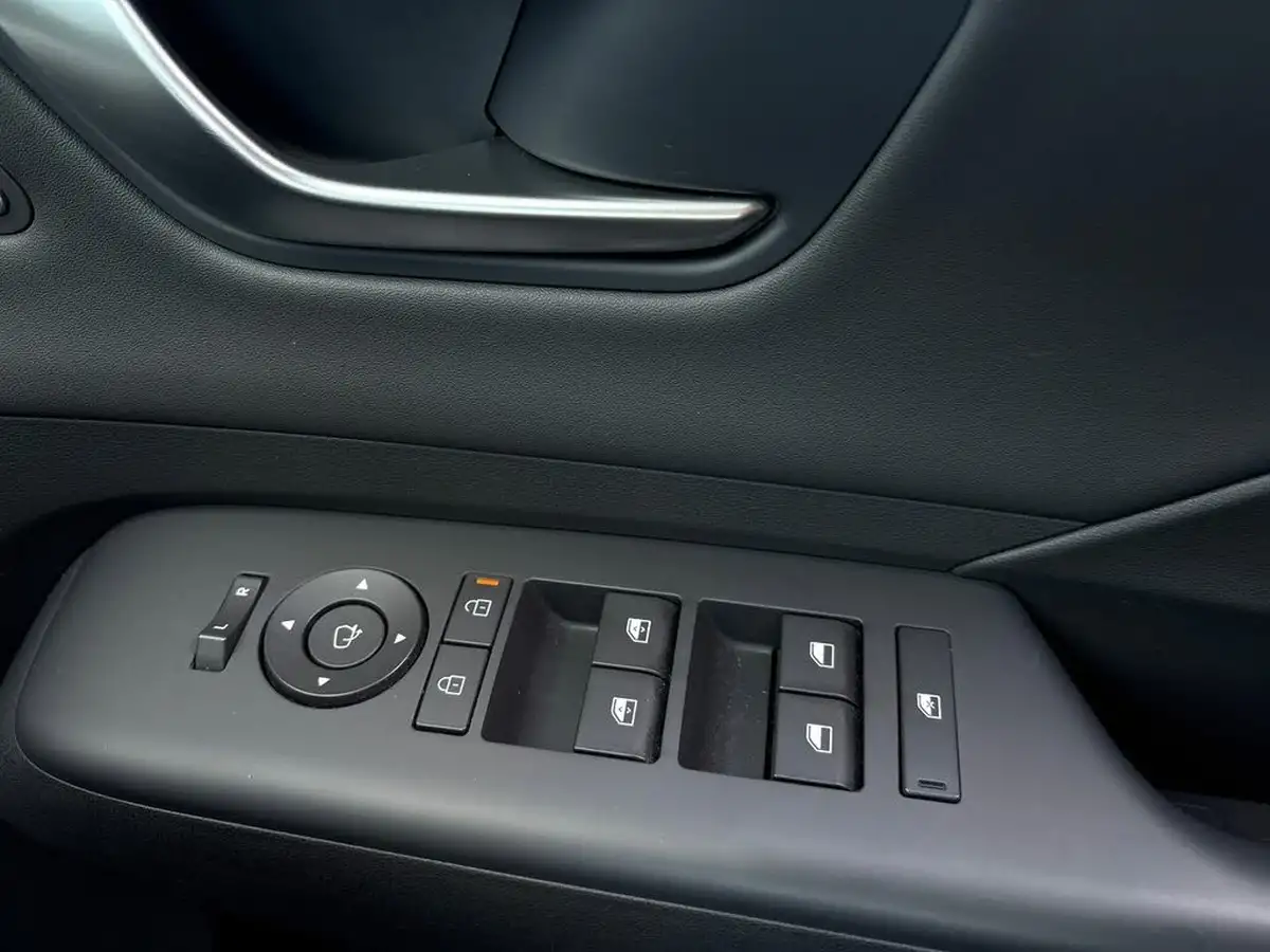 2023-hyundai-kona-e-ultimate-218ps-65kwh-big-17