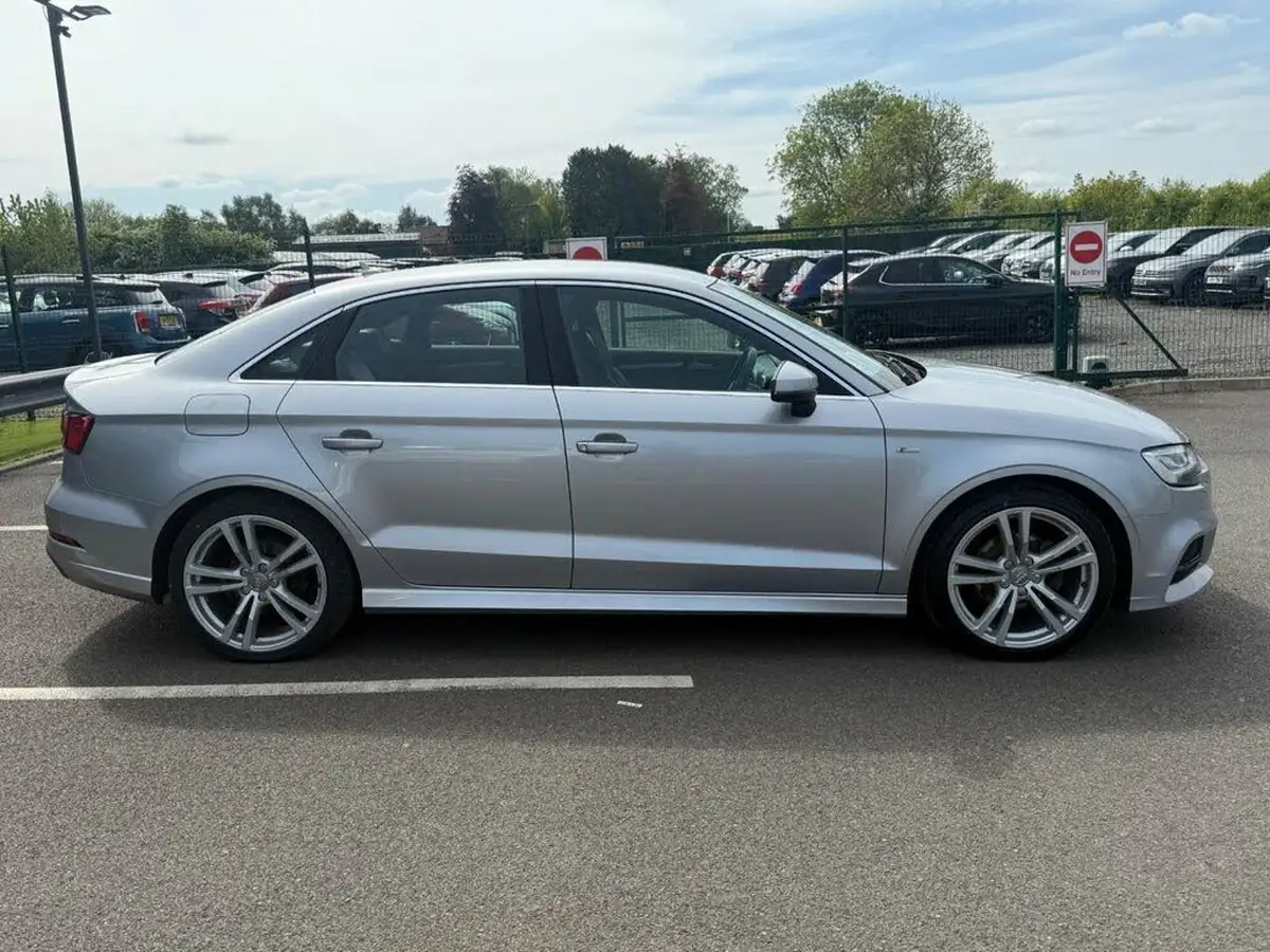 2017-audi-a3-15-tfsi-s-line-saloon-4d-big-7