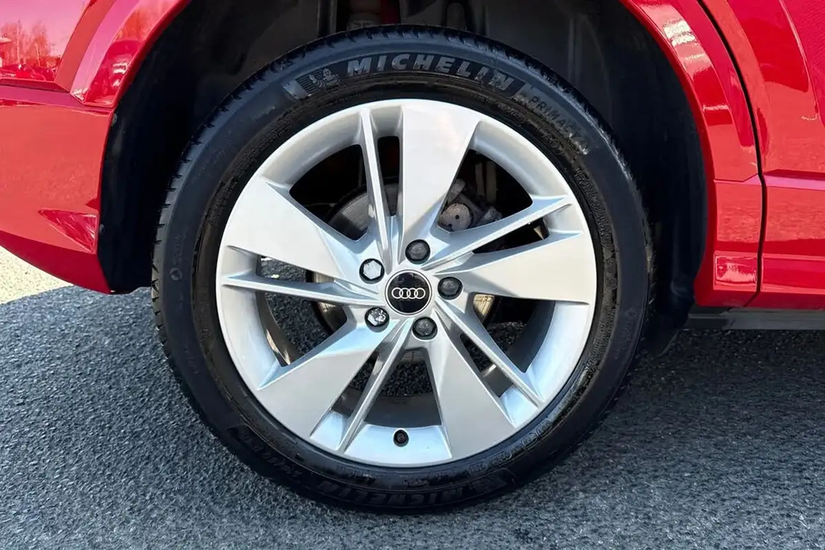 2022-audi-q2-15-35-tfsi-s-line-tronic-big-12