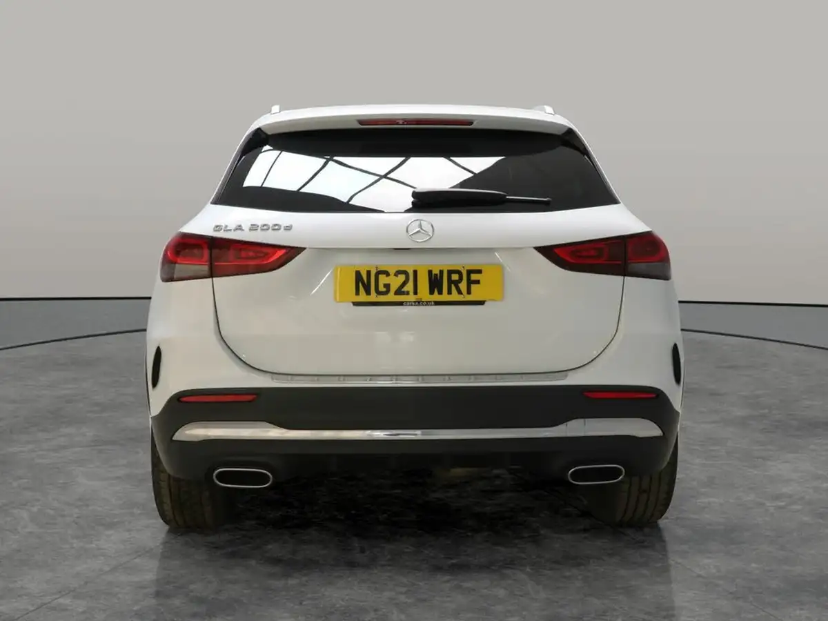 2021-mercedes-benz-gla-class-20d-gla-200d-amg-line-big-13