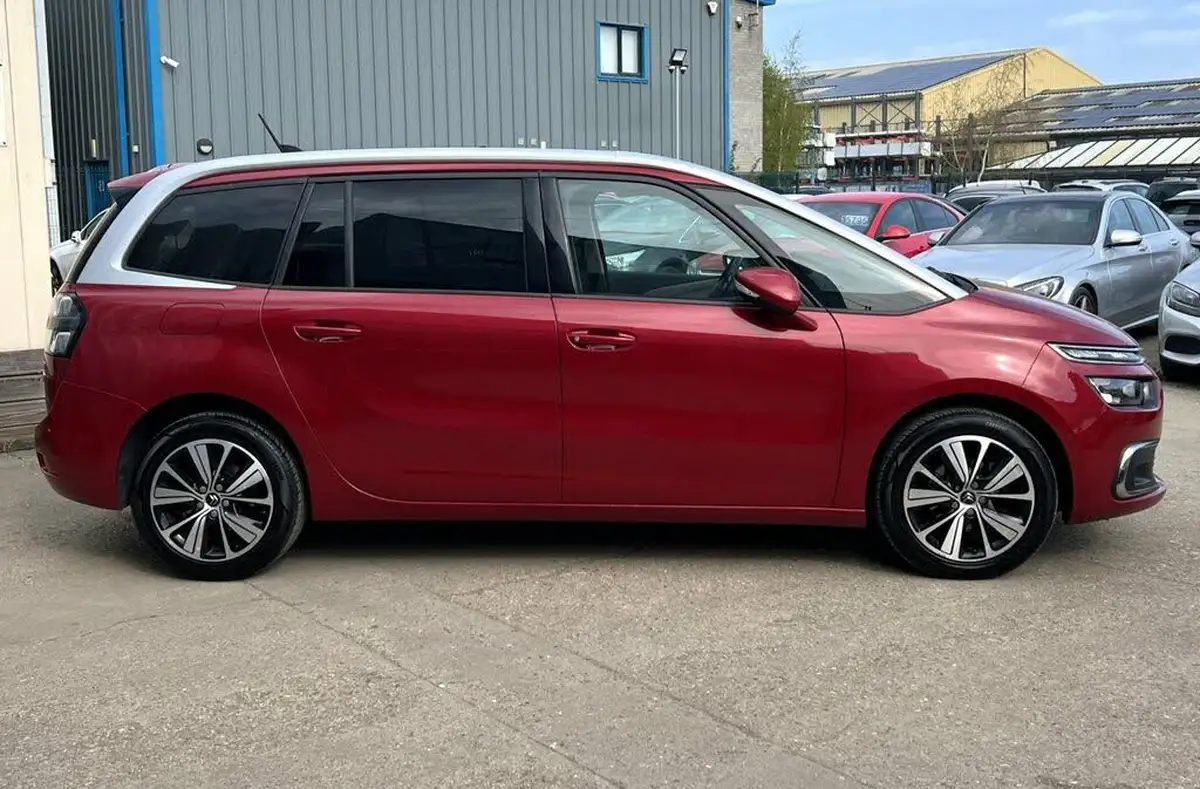 2018-citroen-grand-c4-spacetourer-15bluehdi-flair-big-7