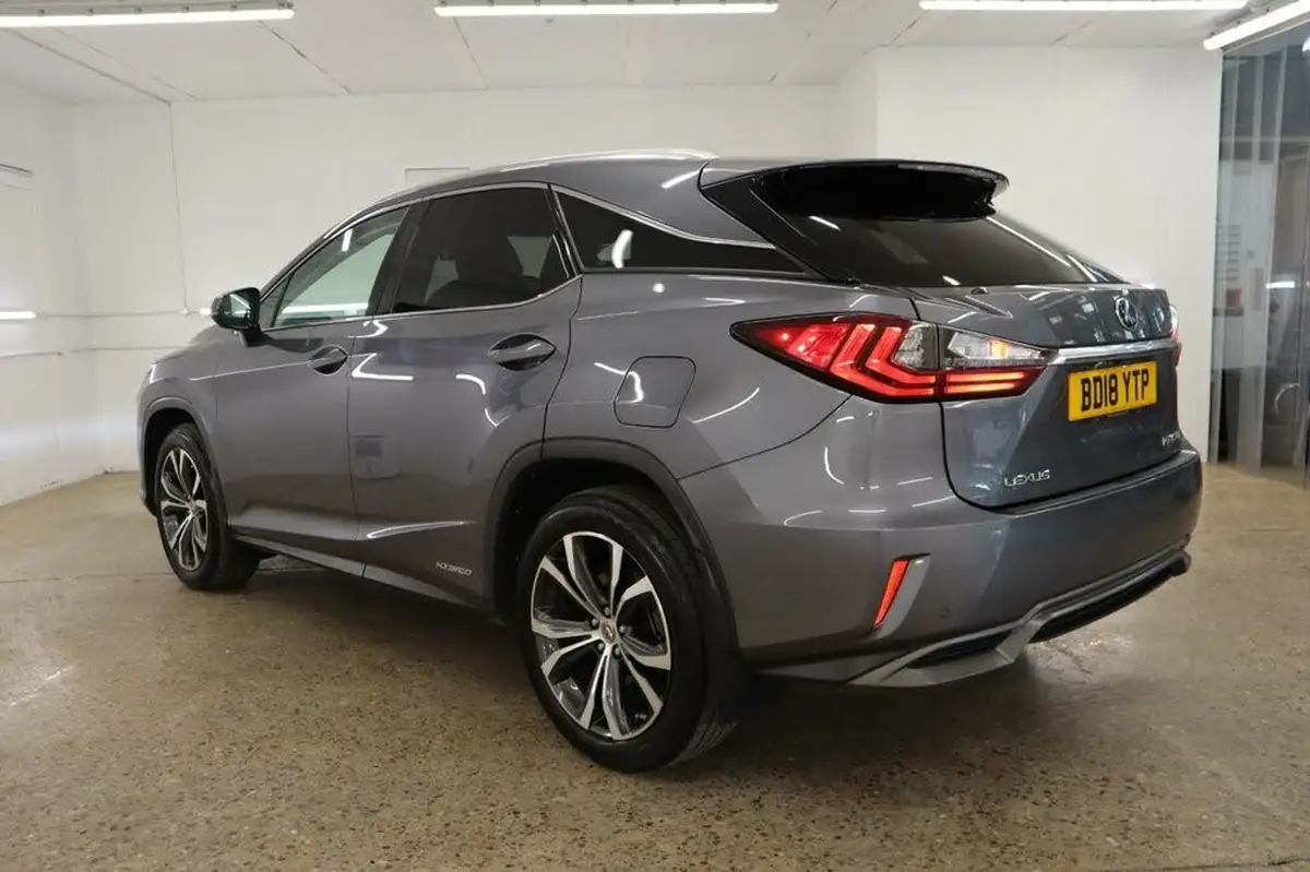2018-lexus-rx-450h-35-luxury-big-6