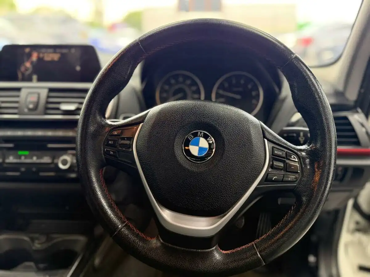 2016-bmw-1-series-15-118i-sport-5d-big-44