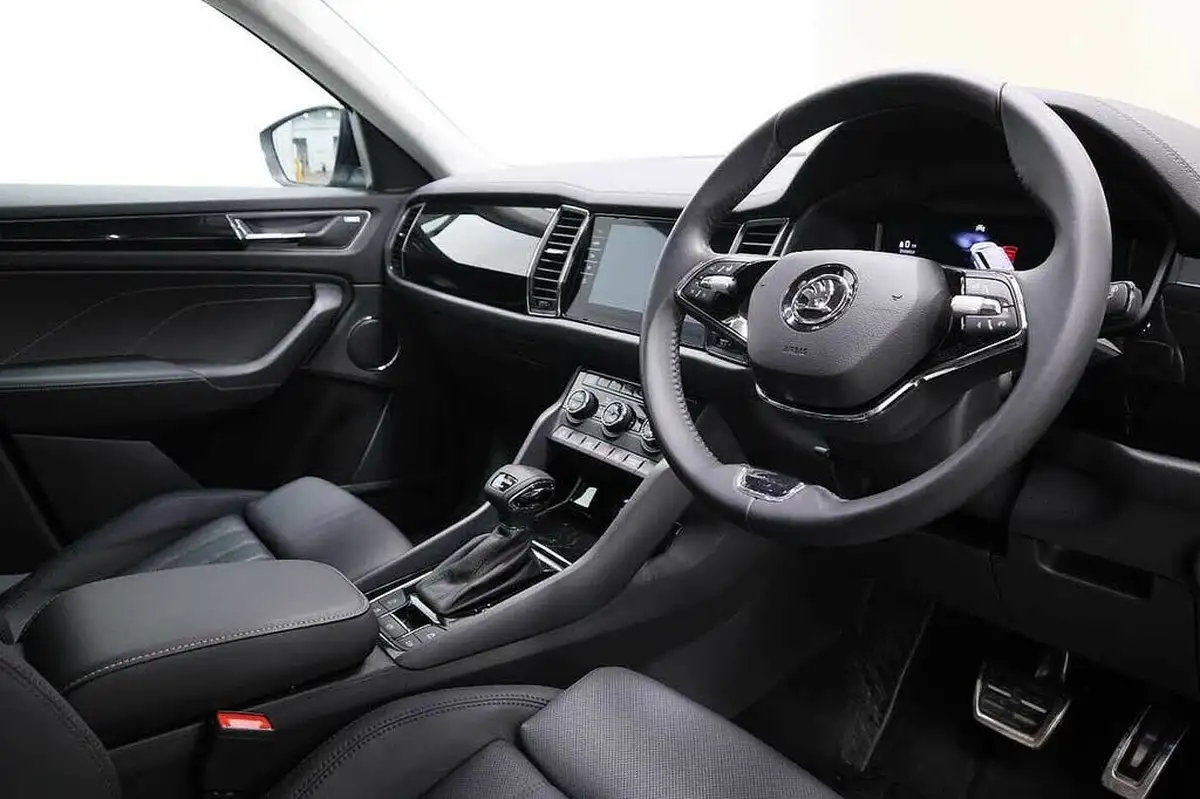2024-skoda-kodiaq-20tdi-laurin-klement-200ps-big-5